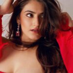 Shivaleeka Oberoi Instagram - La vie en rose 🥀