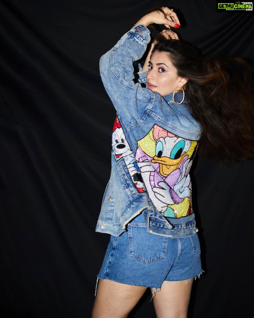Shivaleeka Oberoi Instagram - In the right denim. A girl can conquer the world! ππ¦ Styled by @d_devraj Assisted by @idarshishetty Denim jacket @mashbymalvikashroff Earings and Rings @blingthingstore Heels @londonrag_in Photograher @harsh__mevada