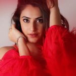 Shivaleeka Oberoi Instagram - Sugar & Spice! 🌶🍫 Hair and makeup @nehaseehra Styled by @d_devraj Assisted by @idarshishetty @stylebyishita Outfit @aarushi_av Earings @beenarahejafinejewellery Ring @curiocottagejewelry Bracelet @aquamarine_jewellery Heels @londonrag_in Photos by @harshphotography11