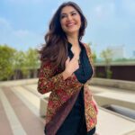 Shivaleeka Oberoi Instagram - Khuda Haafiz Delhi 💫 Hair and makeup: @nehaseehra Stylist : @d_devraj Assisted by : @idarshishetty @stylebyishita Outfit @dcmumbai Earings and Ring @curiocottagejewelry