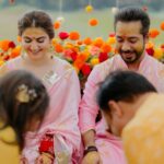 Shivaleeka Oberoi Instagram – Pyaar ka rang. 💛🌸

Twinning in Customade @gulabobyabusandeep @mardbyabusandeep 
Jewels @aulerthofficial @suneetvarmaofficial 
Styled by @styledbyrashikapur 
Makeup & Hair @dollyouup_bys 
Shot by @epicstories.in