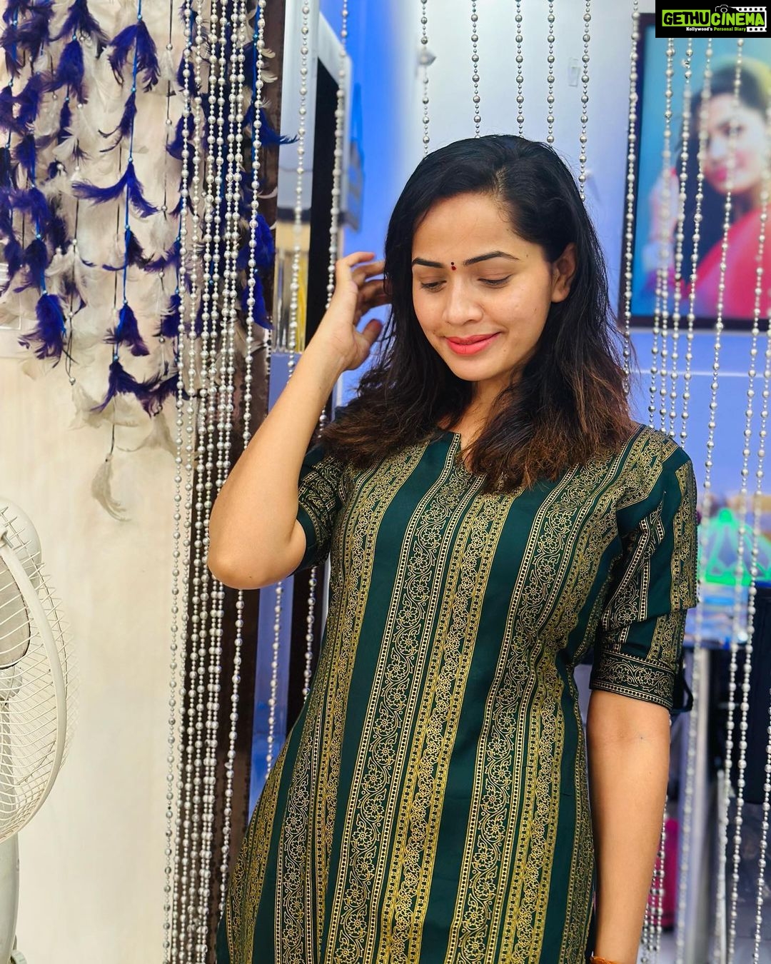Shobha Shetty Instagram - Traditional me 🙋♀️ . . .