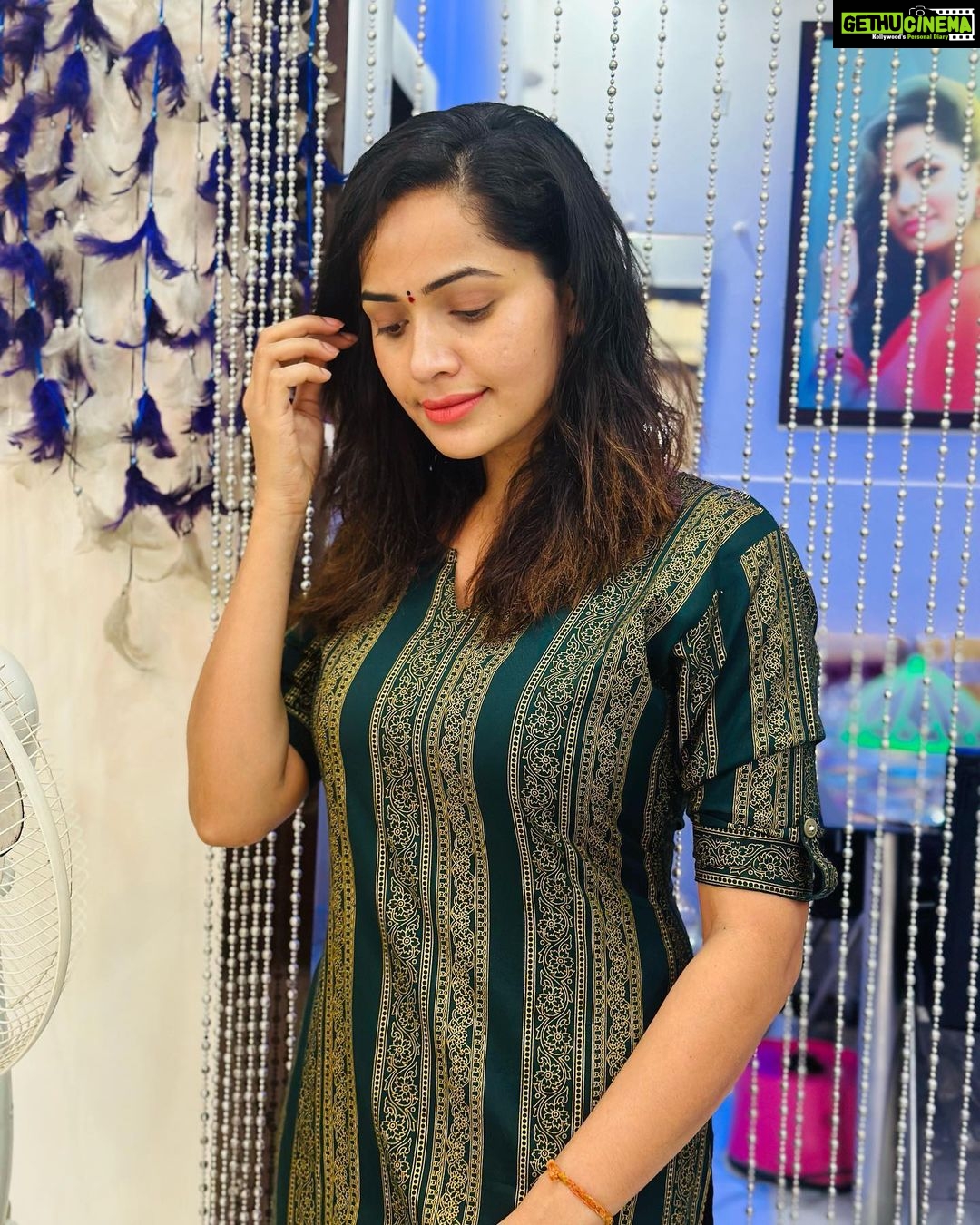 Shobha Shetty Instagram - Traditional me 🙋♀️ . . .
