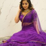 Shobha Shetty Instagram - Felt I look like mannequin 🙈💜 . . . Outfit @shobhashettyfashions