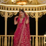 Shobha Shetty Instagram - There is no end to your life.!! So do what makes you happy . . . Makeup and hair @symakeupstudio @makeover_by_nandini_06 @makeover_bylakshmi Vc @anilnethas Location @thefotogarage Jewelry @emmadi_silver_jewellery Outfit @shobhashettyfashions #symakeupstudio#by#shobhashettyyoutubechannel