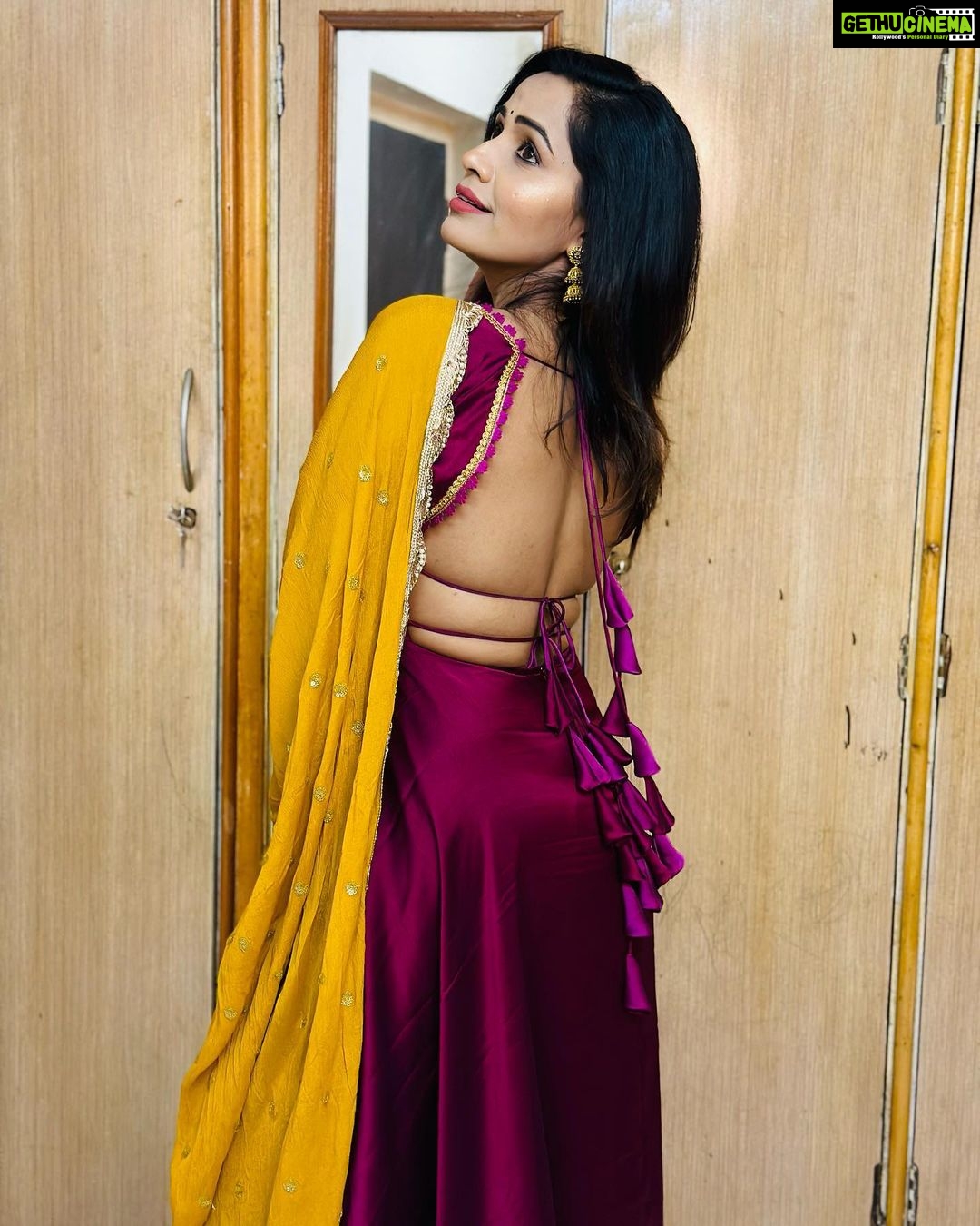 Shobha Shetty Instagram - 💓 . . . Outfit @mickeyfashions6