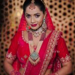 Shobha Shetty Instagram - 30 Days Professional Makeup Course ⬇️ If u want to become a Bridal makeup artist then this course is for u , no basic knowledge is required ⬇️ ➡️ Product Knowledge ➡️ Tools Knowledge ➡️ Application Knowledge ➡️ 10 Different Bridal and grooming Makeup ➡️ 10 Different Hairstyles ➡️ 5 types of Saree Draping ➡️ 10 Eye makeup ➡️ Flower making ➡️ photography session and more ⬇️ Certificate is provided for everyone ➡️call us for Booking your seat ▶️9391541266 Only limited seats Thank u meet you all soon 🙂 ⬇️ Greetings from @shobhashettyofficial @SYMAKEUPSTUDIO ⬇️ LOCATION @HYDERABAD #MAKEUP #symakeupstudio #shobhashettyyoutubechannel