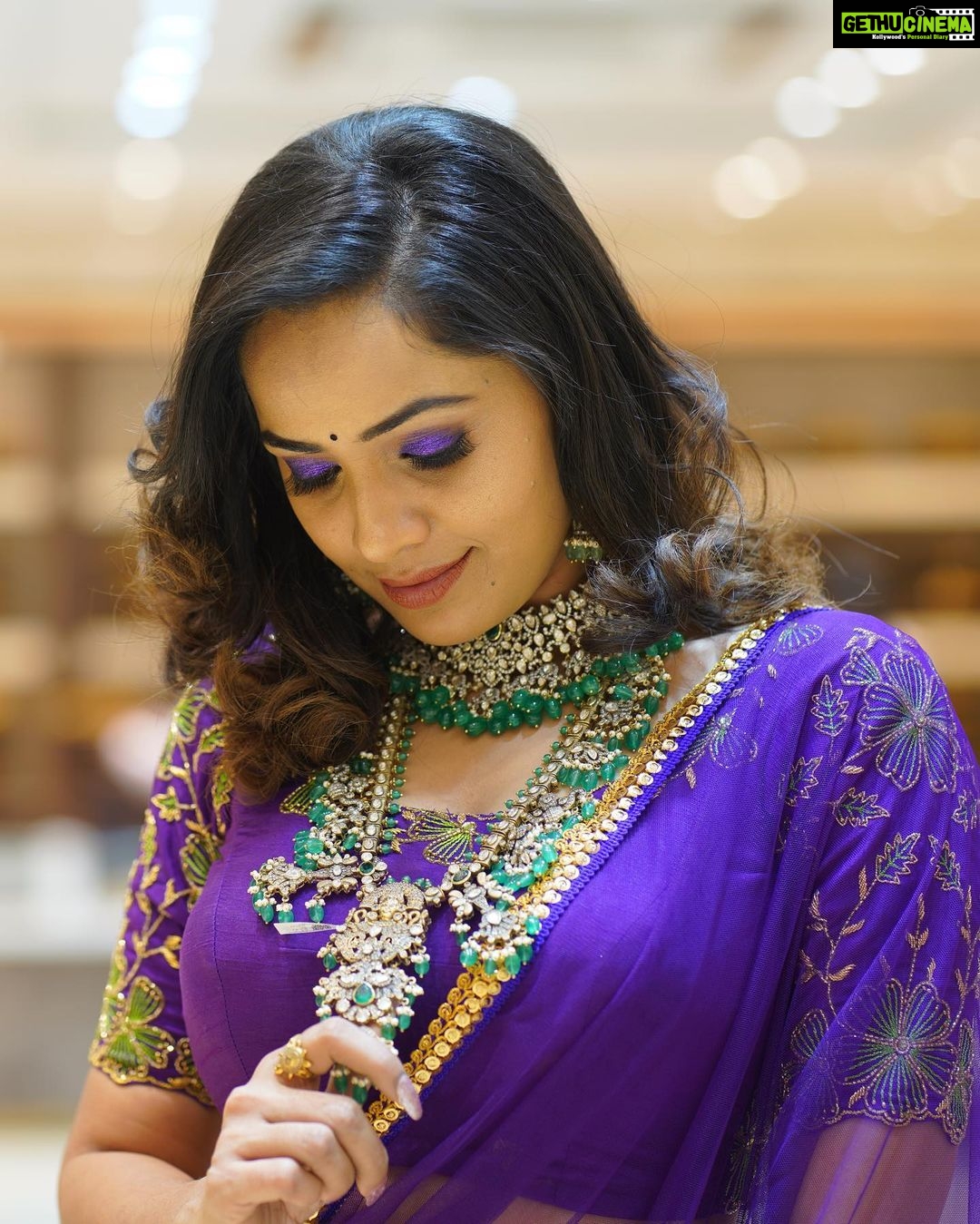 Shobha Shetty Instagram - @emmadi_silver_jewellery India’s largest sliver jewellery store opening at Kukatpally on March 14th do visit their store nd check out their collection.!! . . . Outfit @shobhashetty_fashions