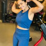 Shobha Shetty Instagram – Be fit being fit 💪
.
.
.
Gym @crosshammer.fit