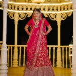 Shobha Shetty Instagram - It is how it’s look.!! In my moment. . . . Makeover @symakeupstudio @makeover_by_nandini_06 @makeover_bylakshmi Clicks @hyderabadweddingstories Jewellery @emmadi_silver_jewellery Location @thefotogarage Outfit @shobhashettyfashions . . #symakeupstudio#shobhashettymakeover#