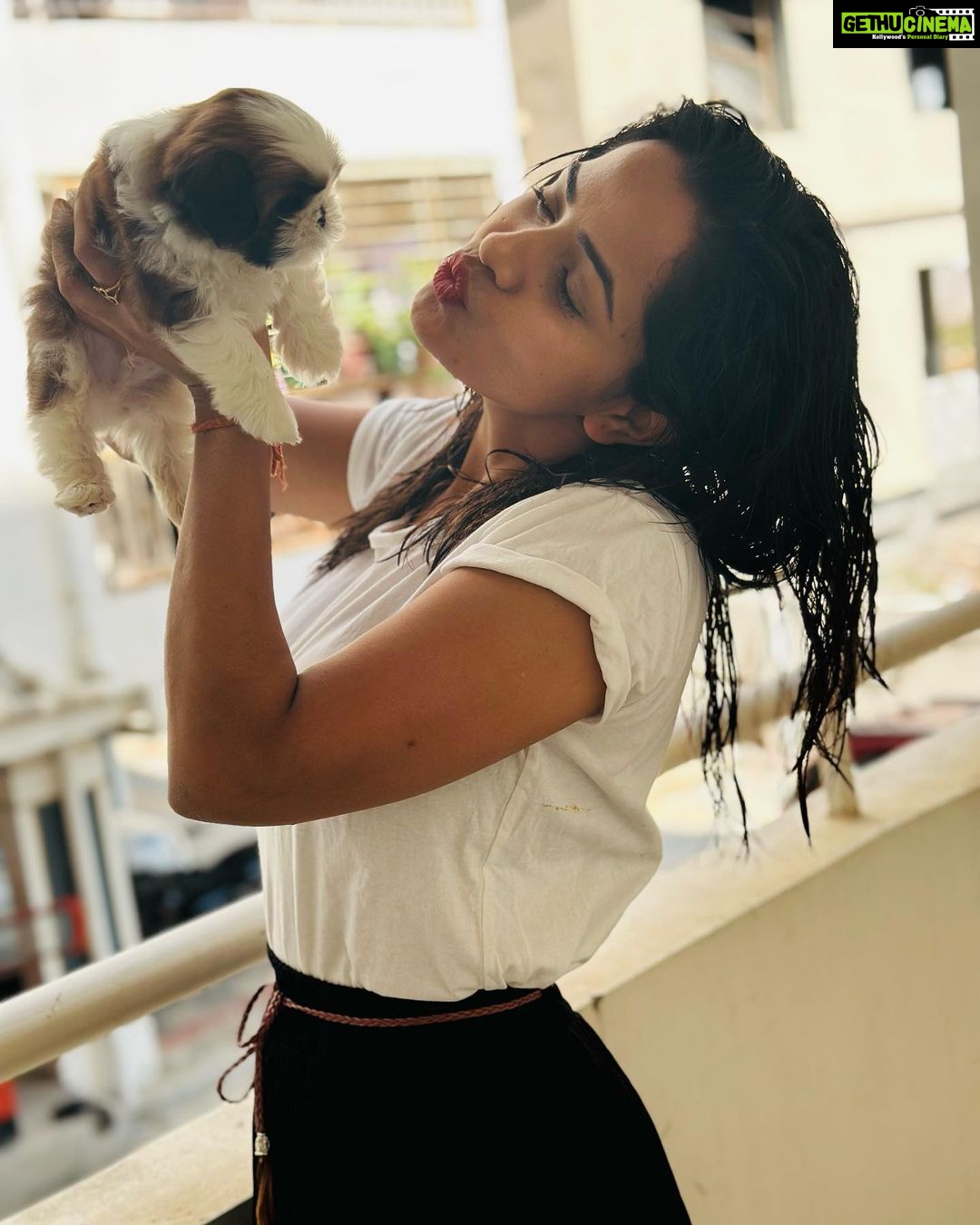 Shobha Shetty Instagram - Wit my shadow boy.!🫶 . . . #shobhashdow#love#cuteboy#my#love#shobhashettyyoutubechannel