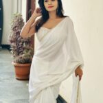 Shobha Shetty Instagram - 🤍🤍 . . . Saree @blessed_designer_studio
