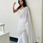 Shobha Shetty Instagram - 🤍🤍 . . . Saree @blessed_designer_studio