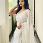 Shobha Shetty Instagram - 🤍 it’s all about tdy.!🤍 . . . #shobhashettyyoutubechannel#shobhashettymonitha#whitesareelove#