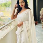 Shobha Shetty Instagram - 🤍 it’s all about tdy.!🤍 . . . #shobhashettyyoutubechannel#shobhashettymonitha#whitesareelove#