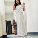 Shobha Shetty Instagram - 🤍 it’s all about tdy.!🤍 . . . #shobhashettyyoutubechannel#shobhashettymonitha#whitesareelove#