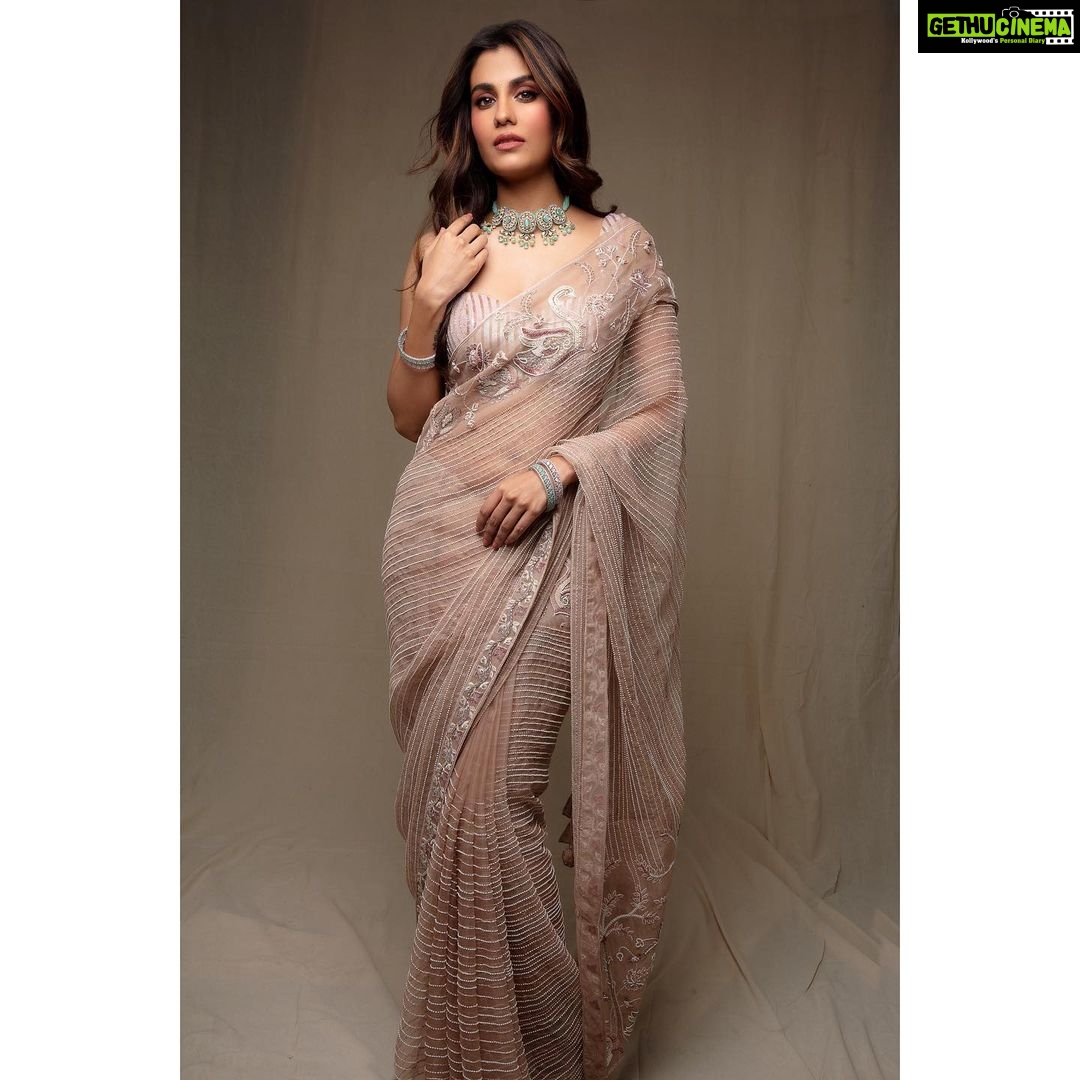 Shreya Dhanwanthary - 51.9K Likes - Most Liked Instagram Photos