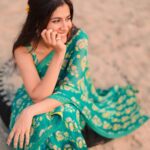 Shreya Dhanwanthary Instagram – SD x Joseph Radhik x Mrunalini Rao
.
Styled by @utkarshamishra_ 
Hair by @antergallactic 
Agency: @lovestruckcowhq 

Saree: @uri.india 
Jewellery: @blingthingstore

Styling intern: 
@sana_khan028