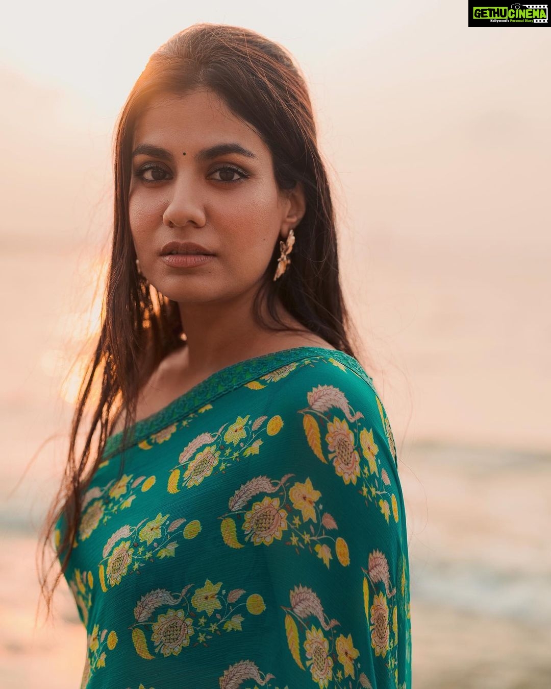 Shreya Dhanwanthary - 79K Likes - Most Liked Instagram Photos