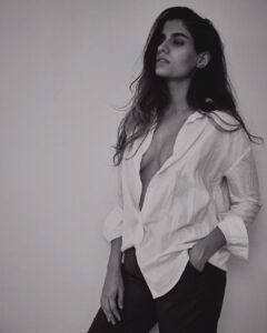 Shreya Dhanwanthary Instagram - Monochrome

By @behalsahil