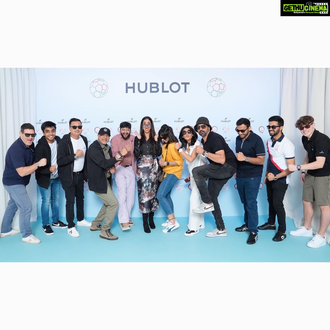 Shreya Dhanwanthary Instagram - HUBLOT x FIFA . @hublot @hublot_mumbai Photographed by @vegatron3 Styled by @utkarshamishra_ & assisted by @_komal____ Skirt: @shop.arrasa Shirt: @zara Shoes: @regalshoes.in Earrings: @the_loom_art @gateway.pr Ring: @romanarsinghaniofficial