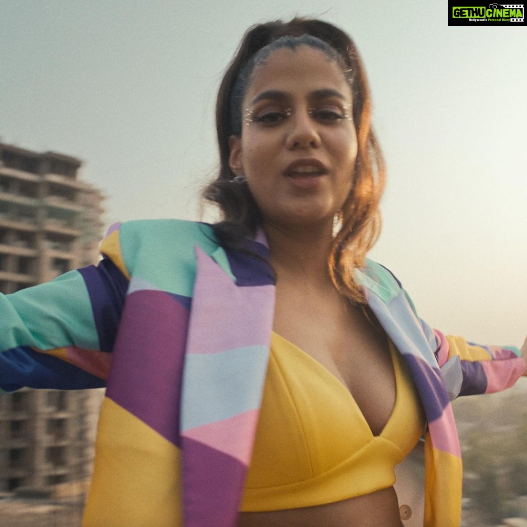 Shreya Dhanwanthary - 37.1K Likes - Most Liked Instagram Photos