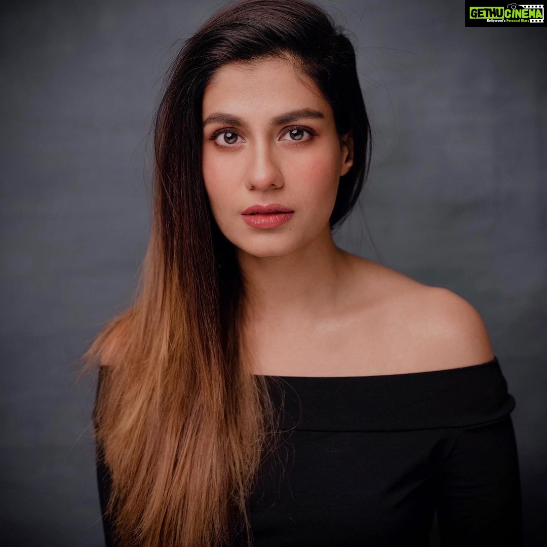 Shreya Dhanwanthary - 54.4K Likes - Most Liked Instagram Photos
