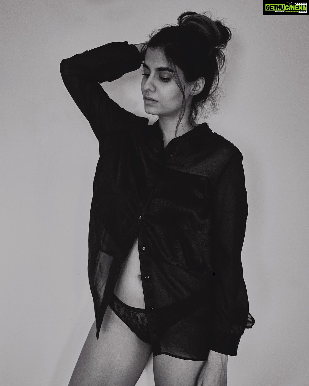 Shreya Dhanwanthary - 86.2K Likes - Most Liked Instagram Photos