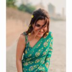 Shreya Dhanwanthary Instagram - SD x Joseph Radhik x Mrunalini Rao . Styled by @utkarshamishra_ Hair by @antergallactic Agency: @lovestruckcowhq Saree: @uri.india Jewellery: @blingthingstore Styling intern: @sana_khan028