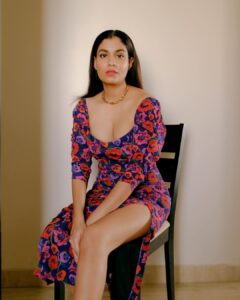 Shreya Dhanwanthary Instagram - Lounging 
.
By @soujit.das @utkarshamishra_ 
Dress: @izsi_india 
Neckpiece: @romanarsinghaniofficial @mintandmilkpr 
Rings: @the_loom_art  @gateway.pr
Footwear: @regalshoes.in