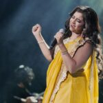 Shreya Ghoshal Instagram - Happy Sunday! ☀️ Outfit: @shivaliahmedabad Jewellery: @azotiique Stylist: @stylebysaachivj Asst.: @styledbynikinagda @nehha_o