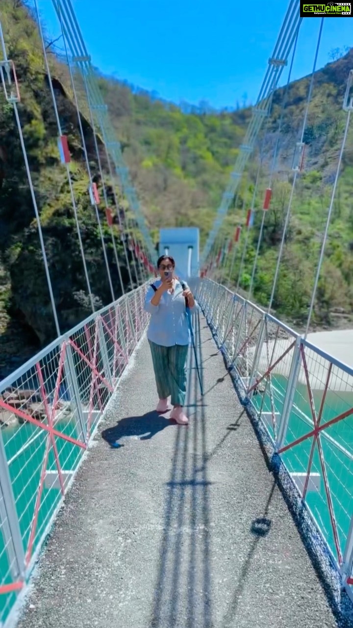 Shreya Ghoshal Instagram - In the lap of the humbling Himalayan mountains, listening to Ma Ganga in its full glory, so blue and pristine. There was divine presence all around me. I felt so connected to my soil, I was home. Uttarakhand - The Heaven On Earth