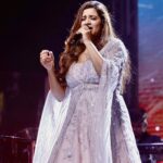 Shreya Ghoshal Instagram - Mumbai moments. Outfit: @shlokdesign Jewellery: @azotiique Stylist: @stylebysaachivj Team: @sanzimehta777 @styledbynikinagda @stylebyniti Hair @maggie_hairstylists1989