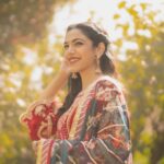 Shriya Pilgaonkar Instagram – Indian Actor & youth icon Ms.Shriya Pilgonkar | @shriya.pilgaonkar in our Gulabi Saroj kurta in makhmal paired with a neelam chintz shalwar. 

The garment is embellished in fine doria embroidery with gota and hand sown sequins.
It comes in layers with a tullé dupatta in the chintz print and lehariya gota and kiran on the dupatta.

The garment is an extension of our range ~ ‘chandni Raatien’ to be discovered on our website www.torani.in & our flagship store at Khan Market, Delhi.

Wearing @toraniofficial
Styled by @karantorani @asmipradeep
Photo & film courtesy @joeydoesntshootauto
Hair @ranthlei_maria @bkcad
Make up @chinir_just_chinir
Jewelry @sheetalzaveribyvithaldas 

#ToraniIndia #ShriyaPilgaonkar #toranitribe