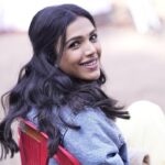 Shriya Pilgaonkar Instagram – Smile, You’re on Candid Camera ! 🎬

#Bts #iykyk #upnext

Pc @siddharth_atha thanks for this picture !