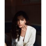 Shriya Pilgaonkar Instagram – 🤍 

@pehelaggarwal • @styledbyzainabb • @makeupandhairbyshruti • @darshana.mule Taj Mahal Tea House