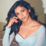 Shriya Pilgaonkar Instagram – Tonight for the Critics’ Choice Awards 2023 🦋 

Best Actor Nomination for ‘The Broken News ‘ 🥂

•My fab glam squad ⭐️
Glam @makeupandhairbyshruti
Hair @darshana.mule 
Styling @shreejarajgopal 
Style assistant @dhwanii.jain
Photographer @tejasnerurkarr

Wearing @shlokakhialaniofficial 
Necklace @goldsmiths_jewellery 
Ring @jet_gems

.
.
.

#shriyapilgaonkar #stylefile #sareeglam #pastelblue #Raw #ShriyaXShreeja #Indian #ootn #CriticsChoiceAwards