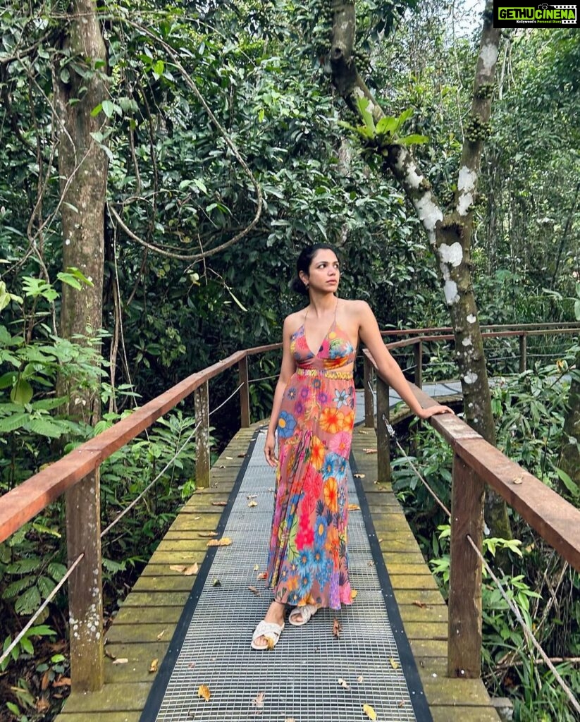Shriya Pilgaonkar Instagram - Forest gypsy 🌺 @guaparesortwear Bilit Adventure Lodge, Kinabatangan River