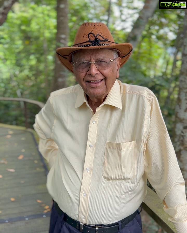 Shriya Pilgaonkar Instagram - It was my Ajoba’s childhood dream to see the world . This year at the age of 84, he completed 100 countries . Aai & I surprised him by turning up in the middle of a rainforest to join his century celebration 😊 He has been an inspiration not just to me , but to so many of those who have had the pleasure of being in his company and have heard his stories . Somebody who seeks to live life to the fullest and finds joy in everyday conversation , nature , art , music . Cheers to my favourite travel buddy & the best storyteller 💚🍻Your adventures have only just begun..🧿♥️🙏🏼👏🏼 तुम जियो हज़ारों साल ये मेरी है आरज़ू…