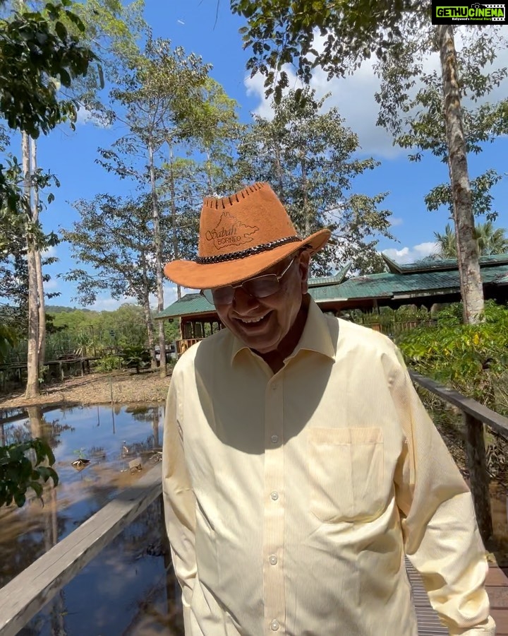 Shriya Pilgaonkar Instagram - It was my Ajoba’s childhood dream to see the world . This year at the age of 84, he completed 100 countries . Aai & I surprised him by turning up in the middle of a rainforest to join his century celebration 😊 He has been an inspiration not just to me , but to so many of those who have had the pleasure of being in his company and have heard his stories . Somebody who seeks to live life to the fullest and finds joy in everyday conversation , nature , art , music . Cheers to my favourite travel buddy & the best storyteller 💚🍻Your adventures have only just begun..🧿♥️🙏🏼👏🏼 तुम जियो हज़ारों साल ये मेरी है आरज़ू…