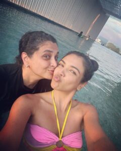Shriya Pilgaonkar Instagram - My baby 🫶🏼🌎🫀🌻 #HappyMothersDay
