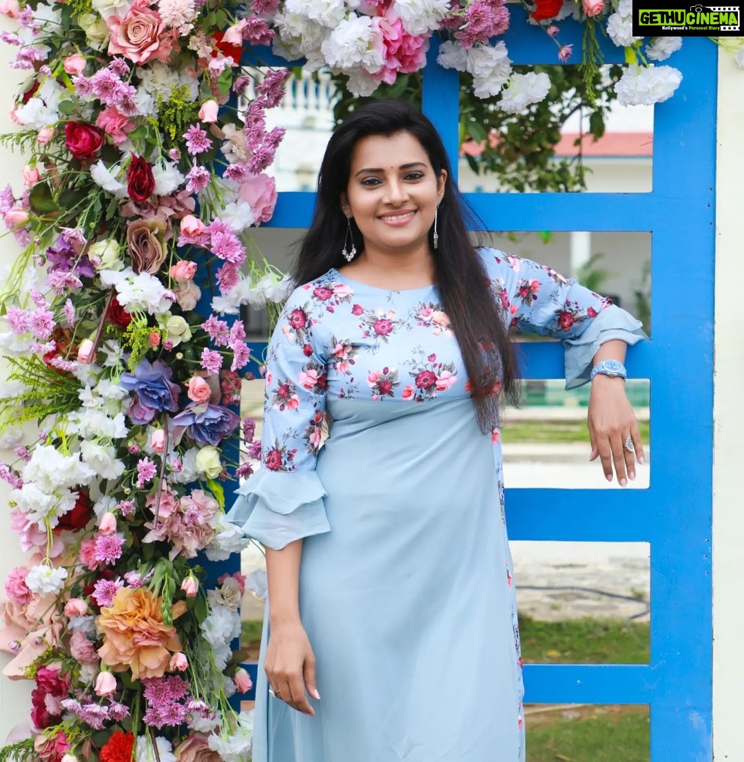 Shruthi Raj Instagram - 𝖶𝖨𝖲𝖧 𝖸𝖮𝖴 𝖠𝖫𝖫 𝖠 𝖵𝖤𝖱𝖸 𝖧𝖠𝖯𝖯𝖸 𝖭𝖤𝖶 𝖸𝖤𝖠𝖱 ❤❤❤ PC: @k.b_aravind