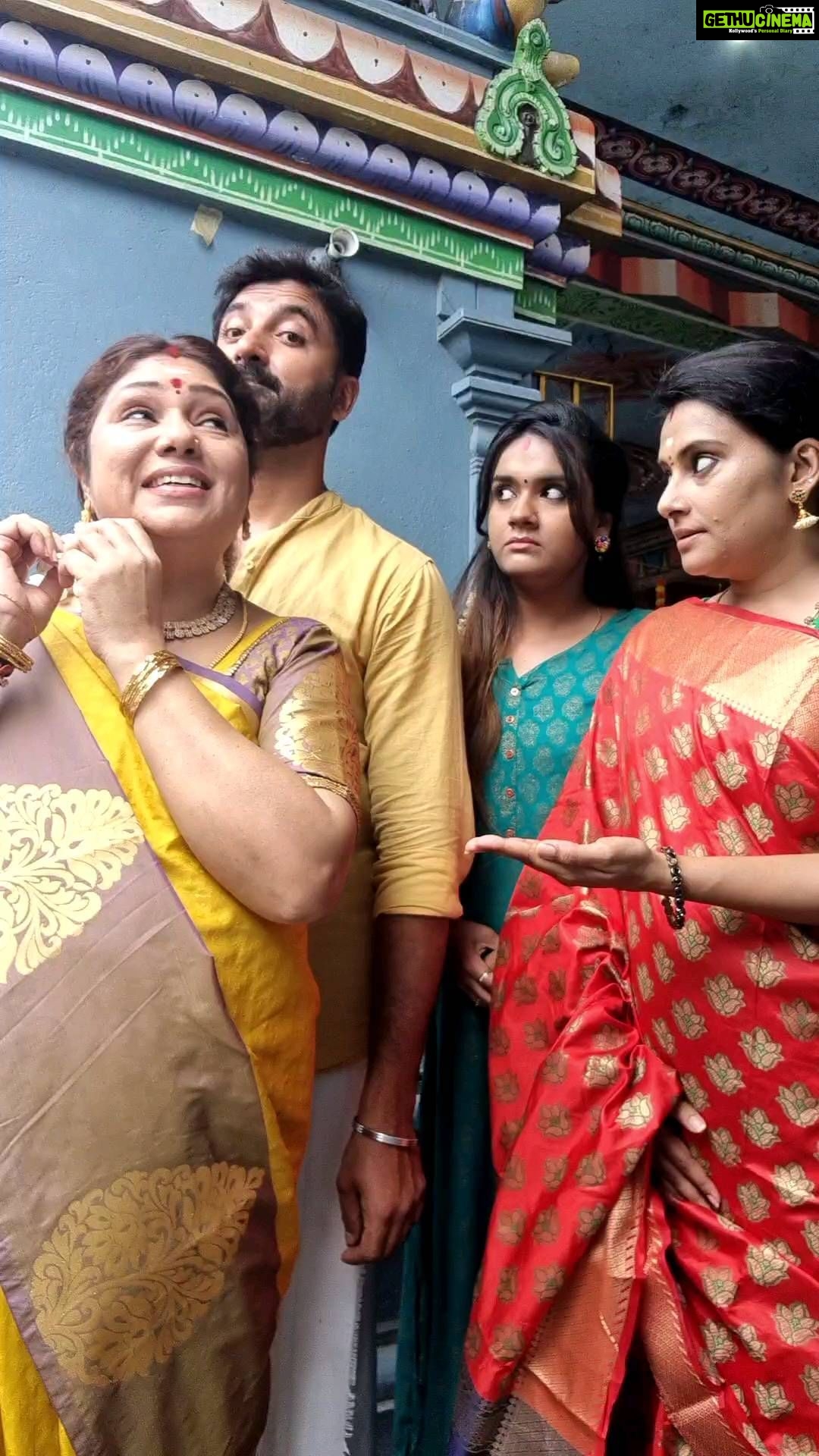 Shruthi Raj Instagram - PAITHIYAMS OF THALATTU😛😛😛 @actresssahanaa @iamkrishna1881 @dharanikitcha