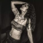 Shruti Bapna Instagram - ♧The Feminine Mystery♧ She's a phenomenon. She's real, she's deep. She's logical and mystical. She loves deep and fast. With all of herself, or not one bit. She is fierceness and tenderness, within the same breath. This is her beauty. In her total lack of in betweens.💫 📸 @vikasbalram 👏❤ Body art @clarijoh 🙌❤ Human now streaming on Hotstar. Watch now! . . . . . . #bodyart #bodypainting #divinefeminine  #godess #shrutibapna #wildchild #boho #bohofashion #hippiestyle #africanstyle #modafeminina #bodypositivity #shrutibapnaofficial #photography #photoseries #blackandwhite #indianfashion #Human #HotstarSpecials