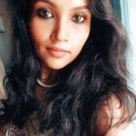 Shruti Bapna Instagram - Hola🙋🏻‍♀️ . . . . . #sari #saree #bandhani #indianwoman #indianactor #mujer #bindi #womenfashion #indianstyle #modellife #actorlife #dusky #morena #shrutibapna #shrutibapnaofficial