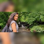 Shruti Bapna Instagram - 🕺 . . . . . #travelindia #weekendfun #nature #naturephotography #shrutibapna #shrutibapnaofficial Somewhere Between the Clouds of Happiness 'N' Fun