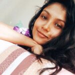 Shruti Bapna Instagram - One of my major challenges in life includes posting on instagram 😅 Well... after a long days work... chalo instagram instagram khelein 🙄🤦‍♀️🤷‍♀️🙆‍♀️💃 #hellojuly #redvibes #friyay #shrutibapna