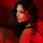 Shruti Bapna Instagram - It was dark... but I kept looking... And found myself ❤️🖤 Through the lens of @vikasbalram 📷💥 . . . . . #photographydaily #portraitphotography #lens #red #darklights