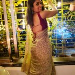 Shruti Bapna Instagram - The last in the 3 part festive series 😉🎆🌚 . . . . . #diwali2020 #saristyle #shrutibapna