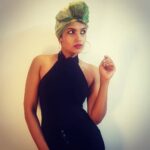 Shruti Bapna Instagram - Afro vibe on 👑🥁 Makeup, styling, Photography-SELF🤪 . . . . . #magazineshoot #africanfashion #nigerianfashion #afrolove #photoshoot #portraitphotography #photography #selfclicked #homephotoshoot #shrutibapna #actorslife